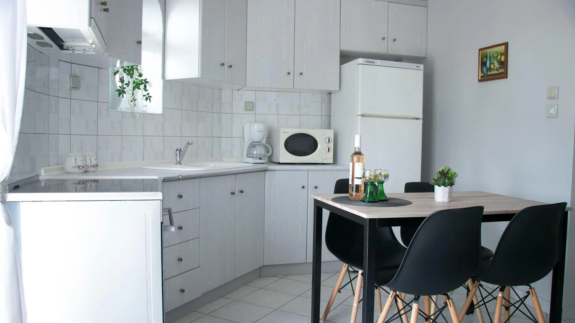 Mary'S Apartment Paralia Dionysiou